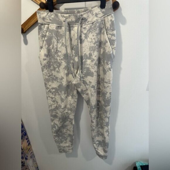 EUC- MENS LULULEMON CITY SWEAT JOGGER - Picture 6 of 9